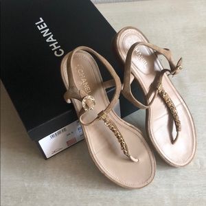 Suede Calfskin Nude 20p Golf chain CHANEL sandals
